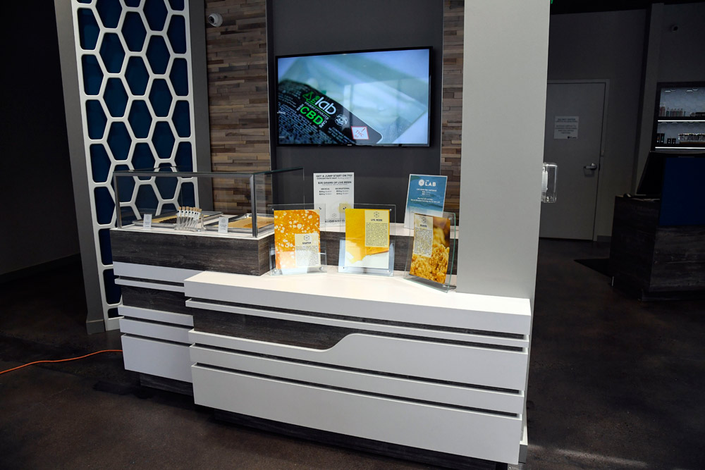 clinic-marijuana-shop-concentrates-display-setup-1.jpg